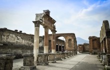 Pompeii and Its Ruins Day Trip from Rome