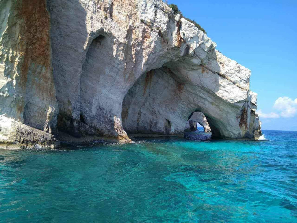 Zakynthos 5-hour Swift Shipwreck and Blue Caves Adventure