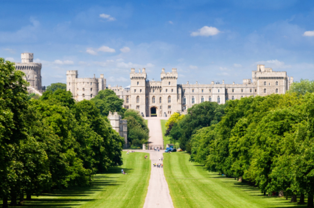 London & Heathrow to Southampton with Free Time in Windsor