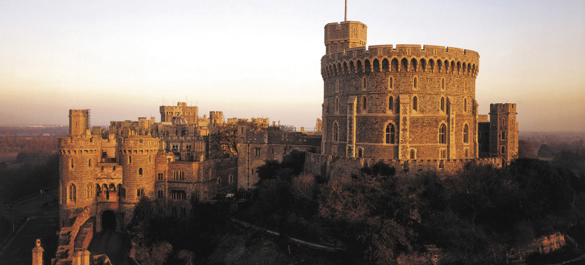 London & Heathrow to Southampton with Free Time in Windsor