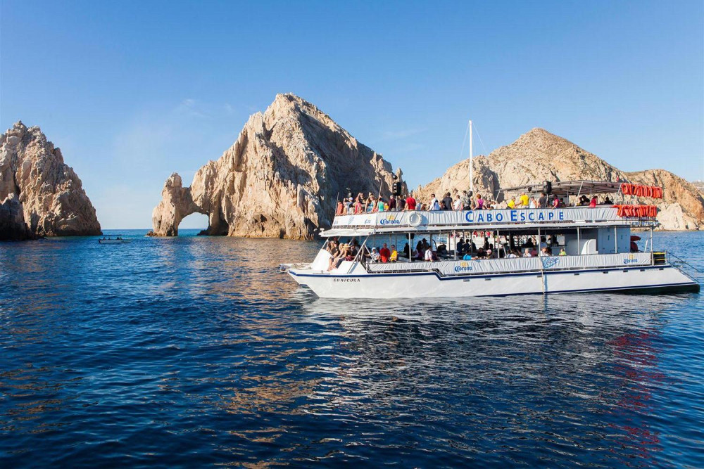 Los Cabos Sunset Dinner Cruise