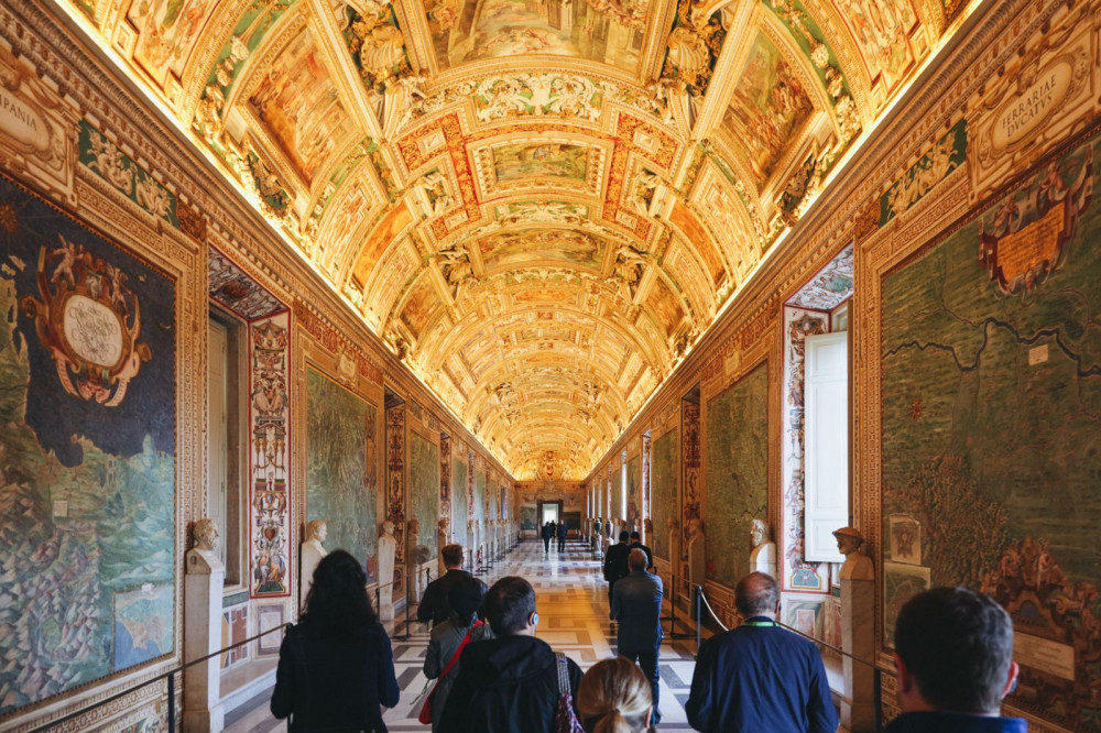 VIP Pristine Sistine Vatican Tour with Museum Breakfast - Rome ...