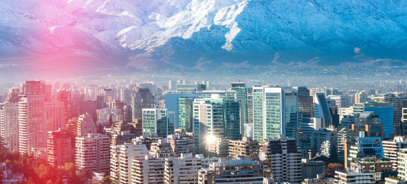 4-Day Santiago, Andes Wine Valley & Valparaíso Coastal Escape
