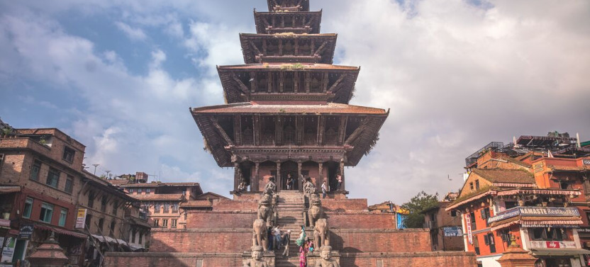 4-Day Nepal Hills & Himalaya Trek with Teahouses from Kathmandu