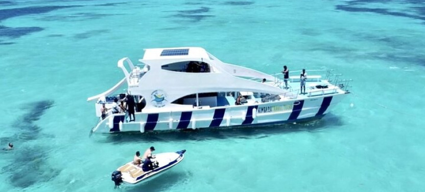 Puerto Plata Party Boat and Snorkeling Adventure from Cruise Port