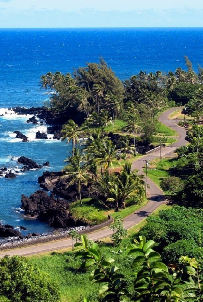 Small Group: Road to Hāna Tour