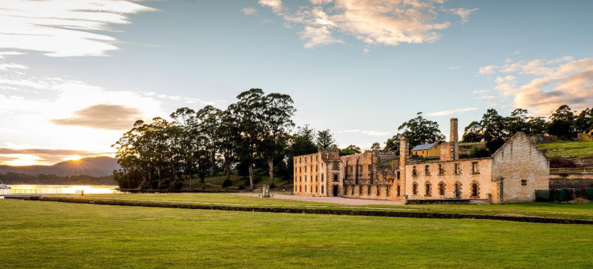 Port Arthur and Tasman Peninsula Tour with Chocolate Tasting