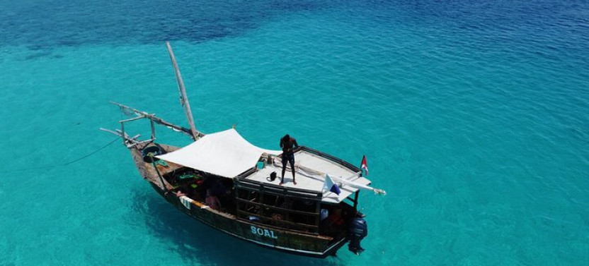 Zanzibar Dhow Snorkeling Trip to Tumbatu Island