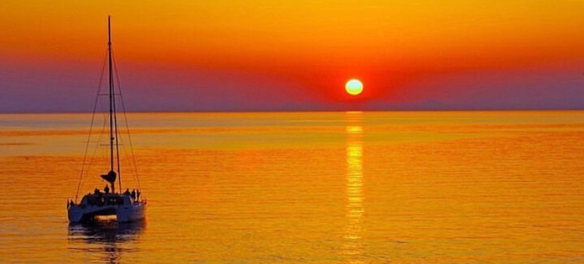 Zanzibar Sunset Catamaran Cruise from Kendwa with Open Bar