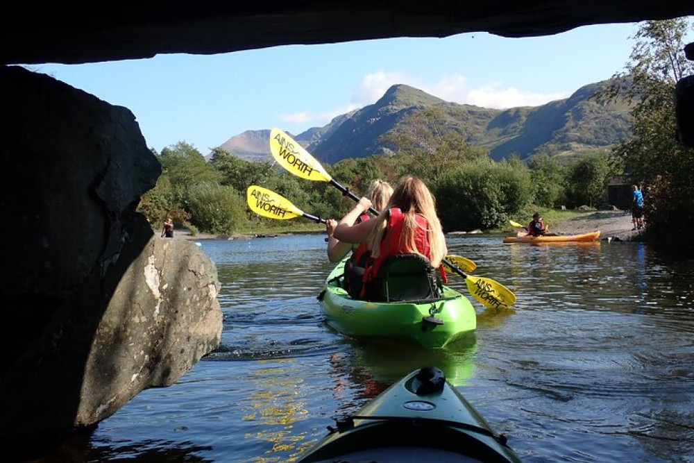 Small Group: Snowdon Kayak Adventure on Llyn Padarn