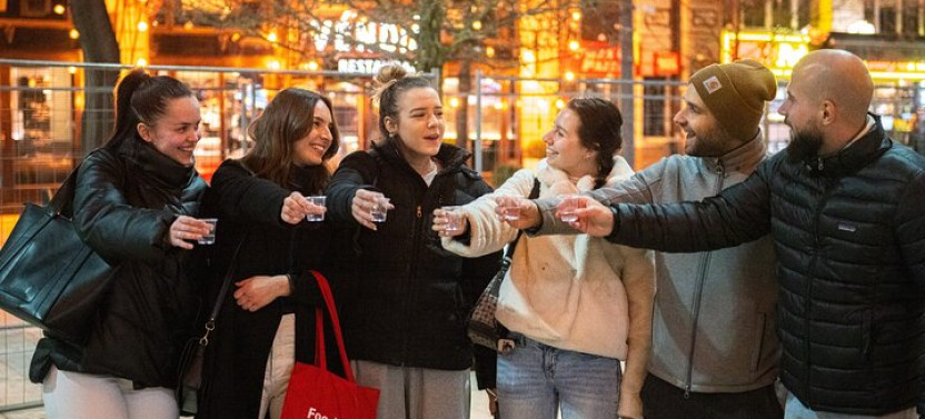 Evening Budapest Tipsy Food Tour With Wine Tasting and Local Guide