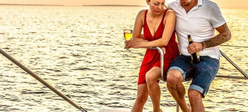 Luxury Kendwa Sunset Cruise Private Catamaran with Wine and Snacks