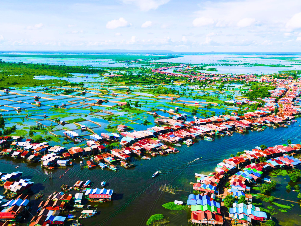 Private Siem Reap Tonle Sap Lake and Chong Kneas Floating Village Tour
