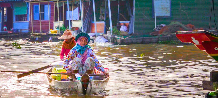 Private Siem Reap Tonle Sap Lake and Chong Kneas Floating Village Tour