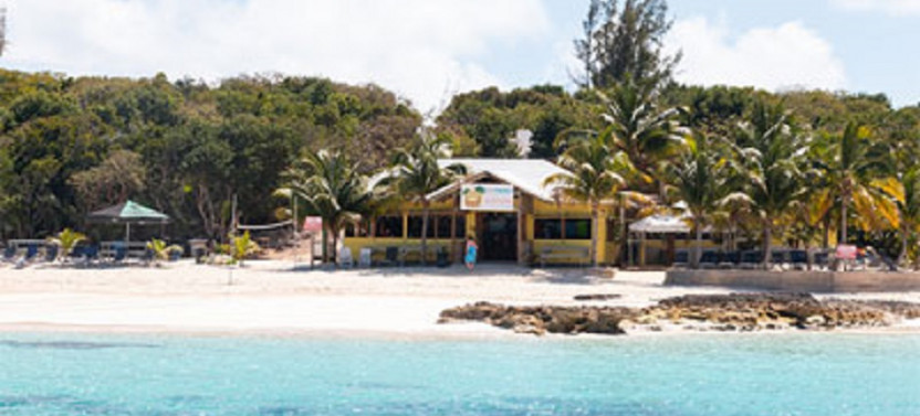 Private Rose Island Powerboat Tour from Nassau