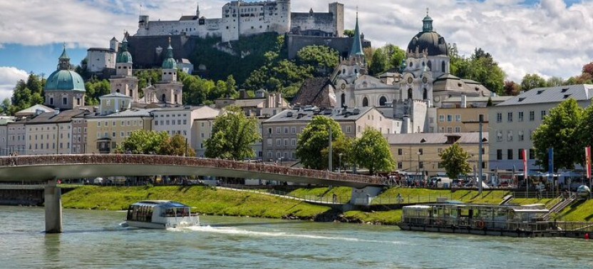 Salzburg Private Tour: City Highlights & Hidden Gems with a Local