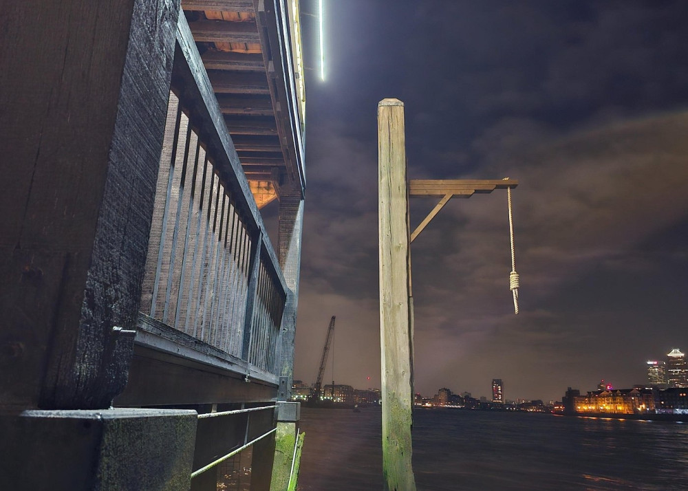 London: Pilgrims and Pirates Historical Pub Tour