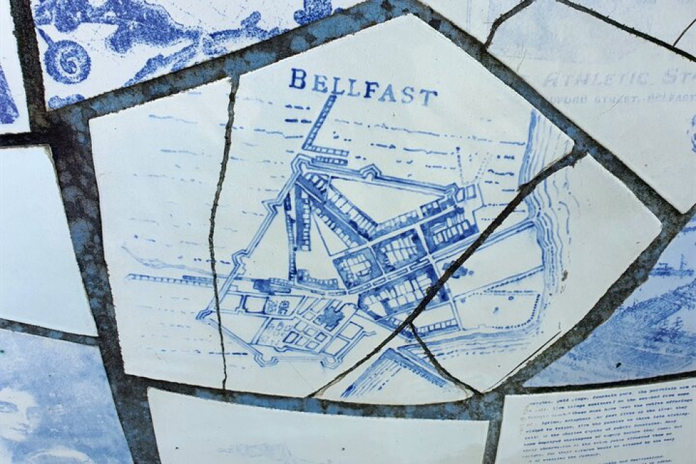 Eclectic City Center Walking Tour of Belfast Past, Present & Future