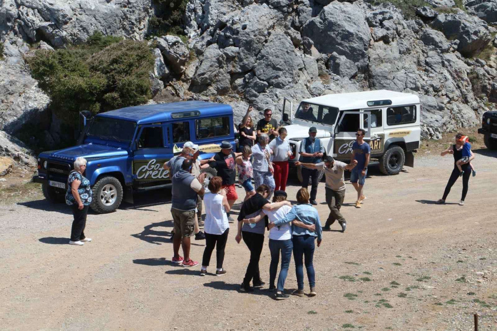 Lasithi Plateaus Hiking Adventure with Zeus Cave and Cretan Lunch