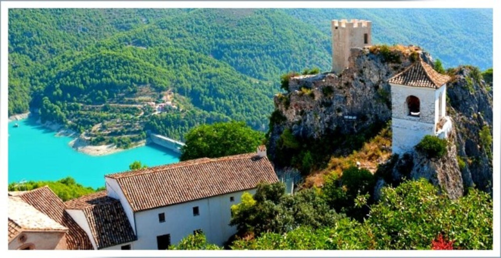 Alicante: Benidorm, Guadalest and Coast Shore Excursion
