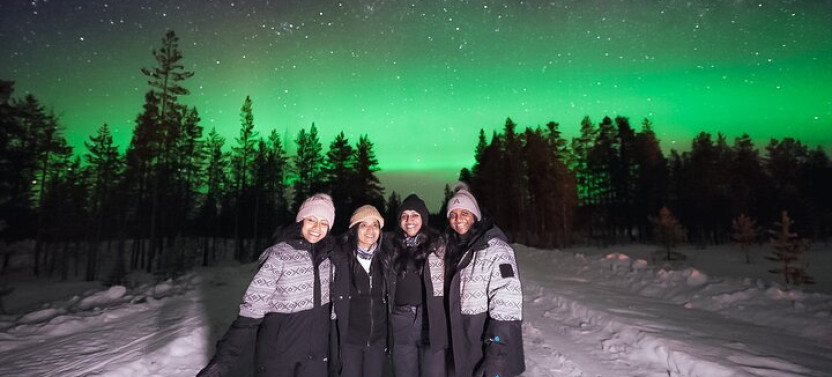 Rovaniemi: Private Northern Lights Pro Guaranteed - Unlimited