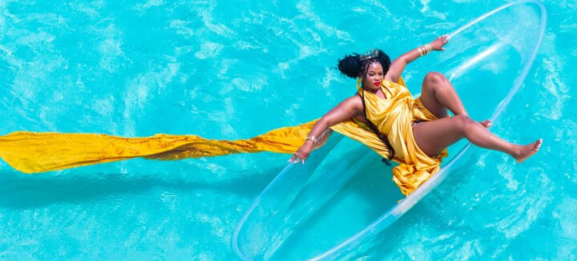 Clear Kayak Photoshoot with Videos and Free Cocktails