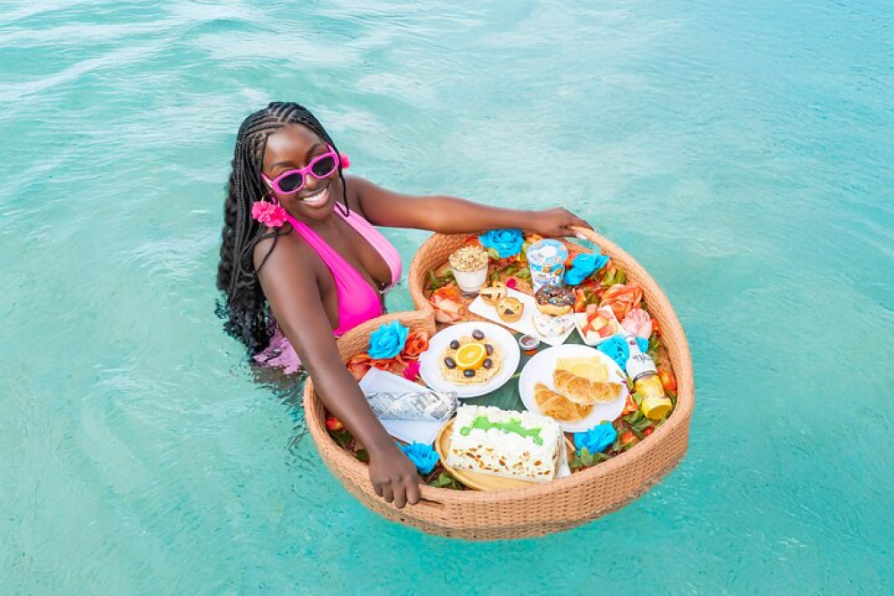 Curacao Floating Breakfast Photoshoot with Drone Videos & Mimosas
