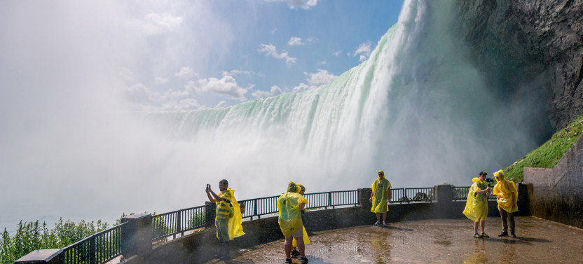 Niagara Falls: Skylon Tower & Journey Behind the Falls Tour