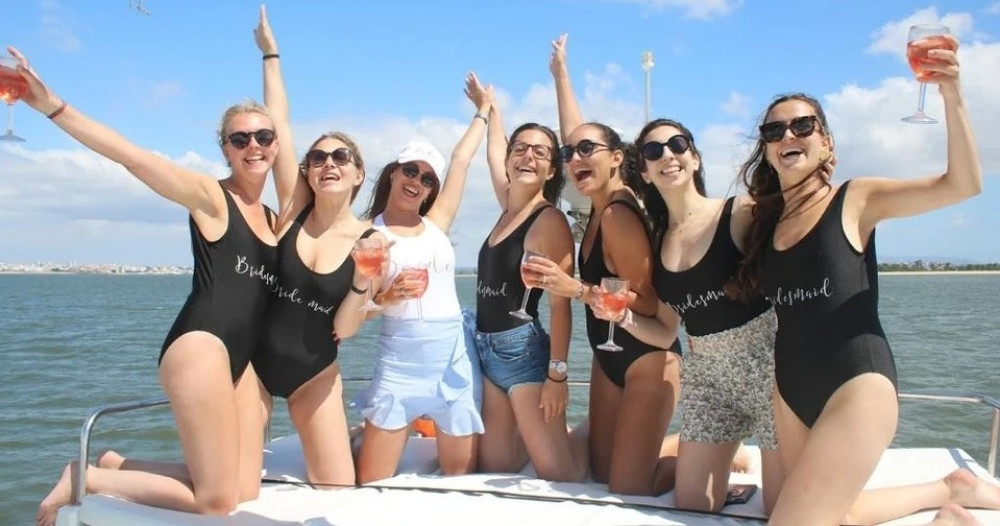 Private Bachelorette Party - XUXU