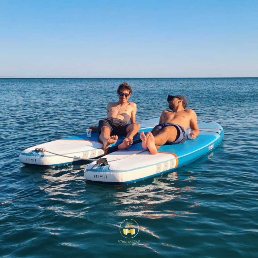 A Day with Friends - Pérola & XUXU
