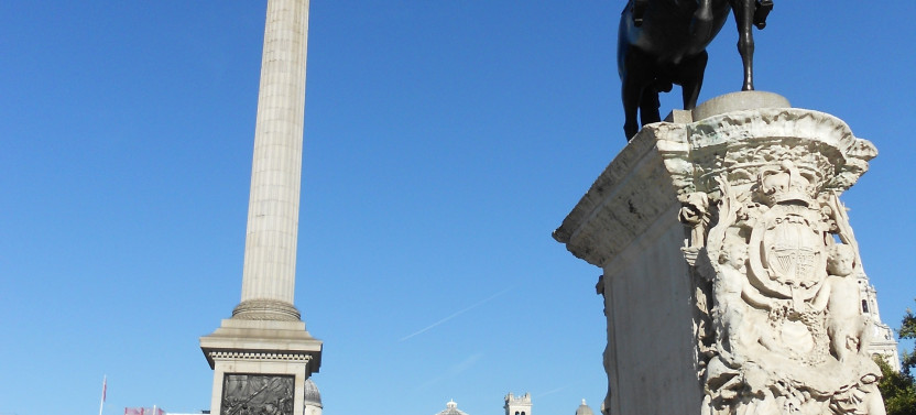 Semi-Private Extraordinary Highlights of London Walking Tour