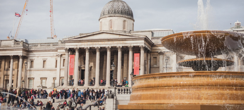 Semi-Private Extraordinary Highlights of London Walking Tour