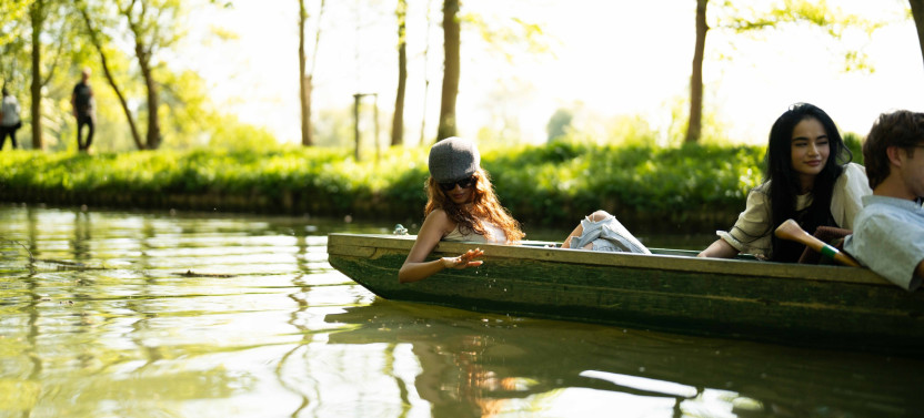 Shared Spanish Alumni-led Oxford Walking Tour & Punting