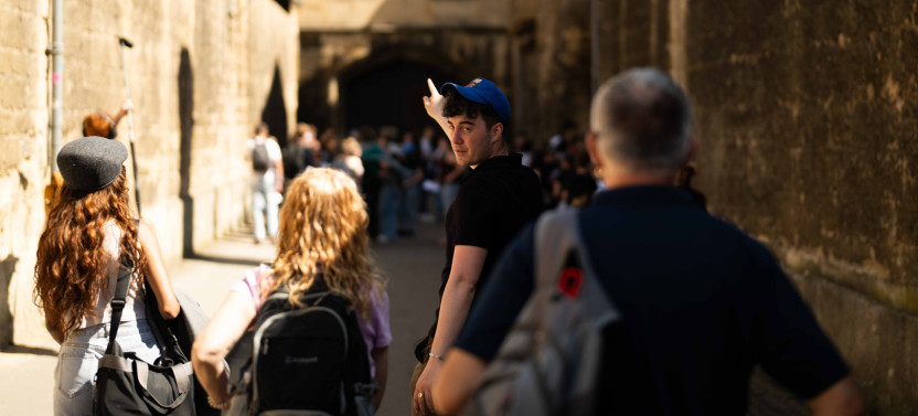 Shared Spanish Alumni-led Oxford Walking Tour & Punting