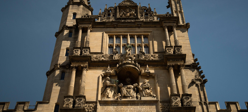 Private Spanish Oxford Alumni-led Cambridge Walking Tour