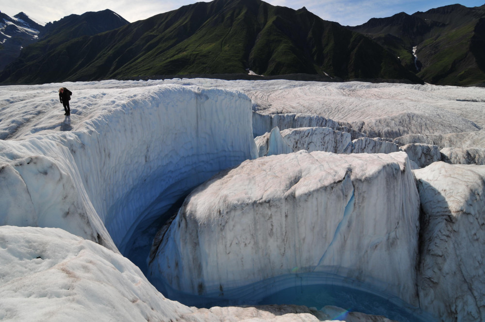 Full-Day Root Glacier Hike In Kennicott Valley