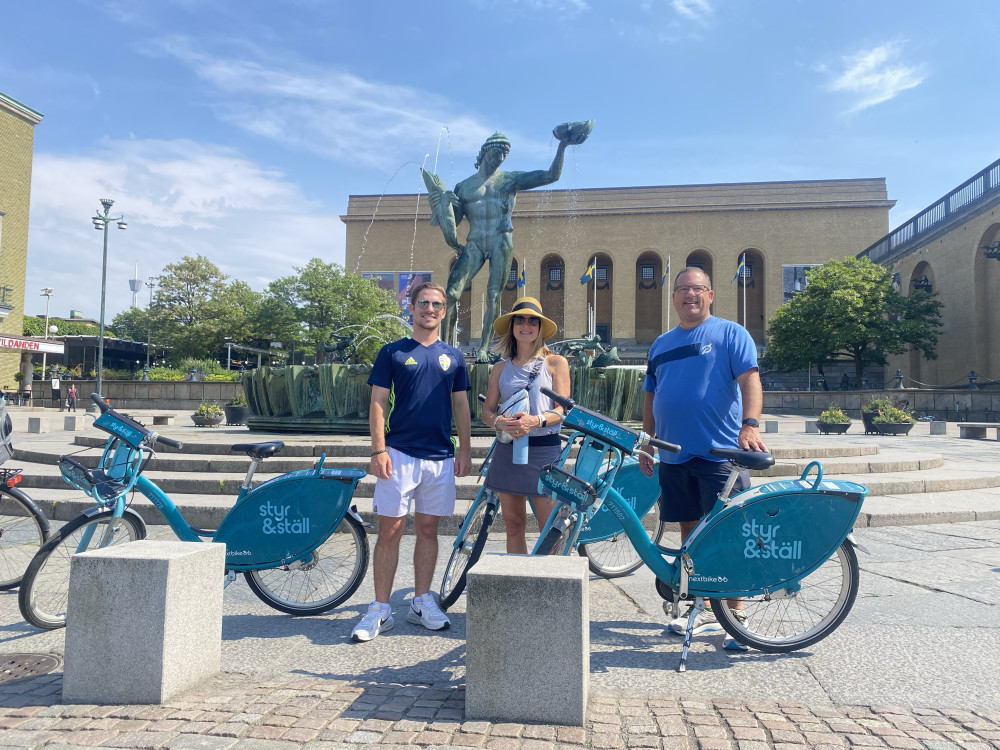 Private Bike Tour in Gothenburg From Alingsås with Pickup & Drop off