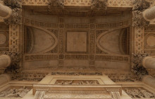 Paris in person2