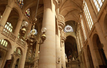 Paris in person3