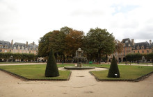 Paris in person10