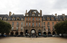 Paris in person11