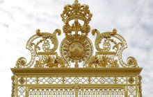 Paris in person2