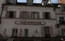 Paris in person7