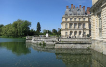 Paris in person1