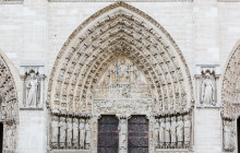 Paris in person2