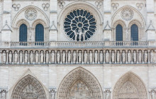 Paris in person1