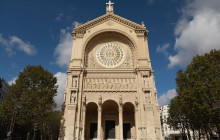 Paris in person2