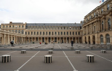 Paris in person5