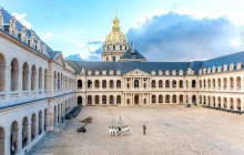 Paris in person5