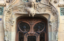 Paris in person3
